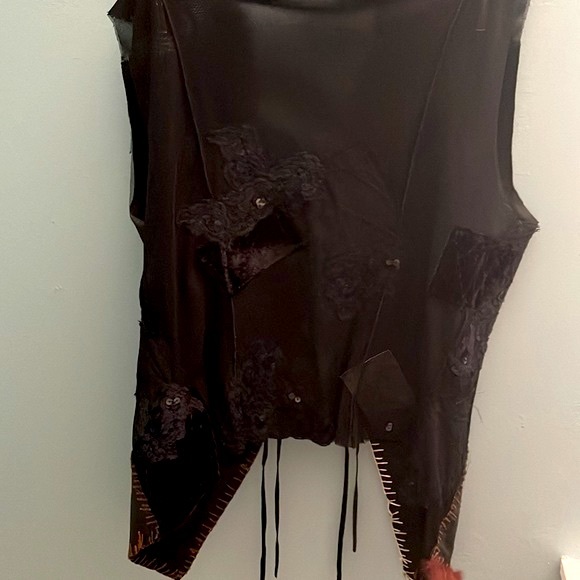 Funky Vest - Picture 7 of 9